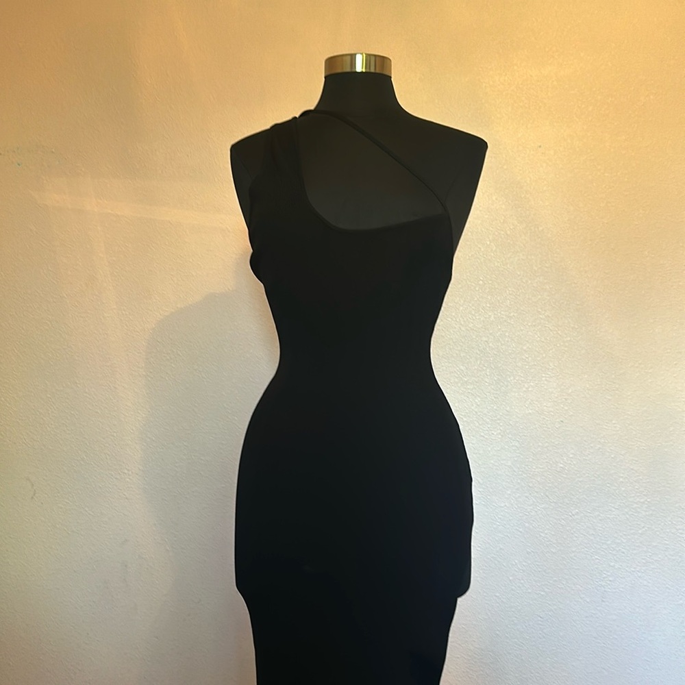 Hers Collection NWT Size Medium long slit dress